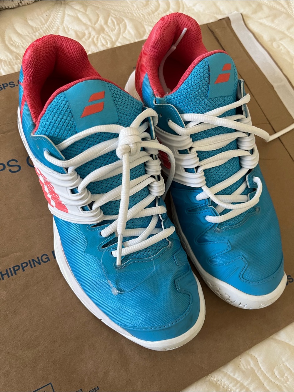Athletic Sneakers in Bright Blue and Pink - Performance Lightweight size 9